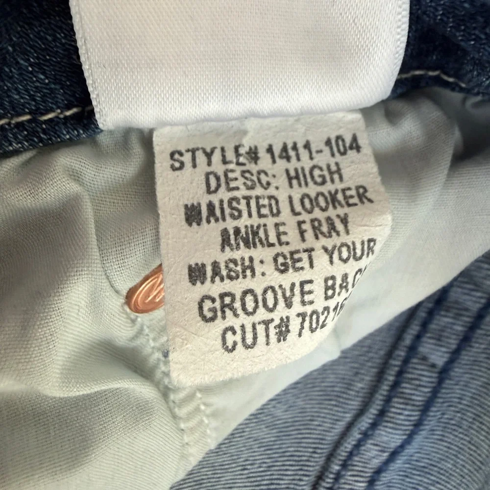 MOTHER High Waisted Looker Ankle Fray Jeans